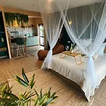 Lovin Luxury Romantic With Jacuzzi Apartamento Albufeira
