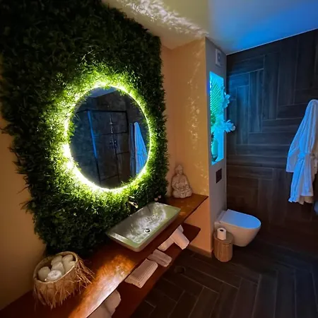 Lovin Luxury Romantic With Jacuzzi דירה אלבופיירה